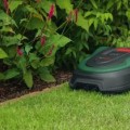 Vejos robotas Bosch 18 V akumuliatorius, įkrovimo stotis 06008B0303