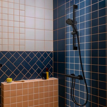Dušas Komplekts Hansgrohe Activera Select S Rokas duša, stienis un šļūtene, 2 plūsmas, EcoSmart+, matēti melna 28045670