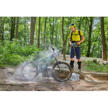 Augstspiediena mazgātājs Gardena 18 V AquaClean 24/18 V P4A Premium, 24 Bar, ar piederumiem, 1 x 2,5 Ah akumulators, lādētājs 14800-31