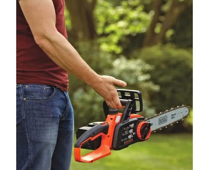 Motorzāģis BLACK+DECKER 36 V akumulatora  30 cm, 1 x 2,5 Ah akumulators, lādētājs GKC3630L25-QW
