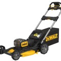 Zāles pļāvējs DeWALT 18 V akumulatora, 53 cm pļaušanas platums, 2 x 8,0 Ah XR akumulatori, DCMWP134W2 lādētājs