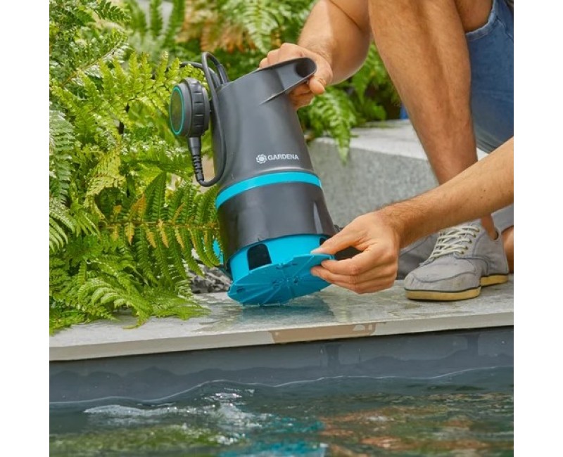 Iegremdējamais (Dernāžas) sūknis Gardena 20000 BASIC, ar piederumiem 550W 970824501