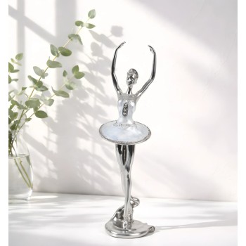 Dekors balerīnas figūriņa sudraba krāsā ar pērļu efektu – 37 cm 90395