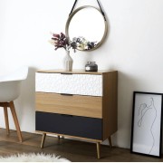 Māja & Interjers Kumode ar 3