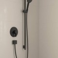 Dušas komplekts Hansgrohe  Unica S Puro Dušas stienis 650mm ar dušas vadu Isiflex 1600mm 24402670 Melns Matēts