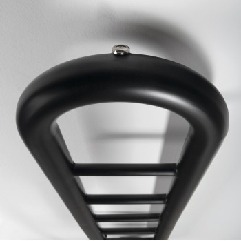 Dvieļu žāvētājs / Radiators Sapho Horizon 33x150cm, melns matēts  IR195