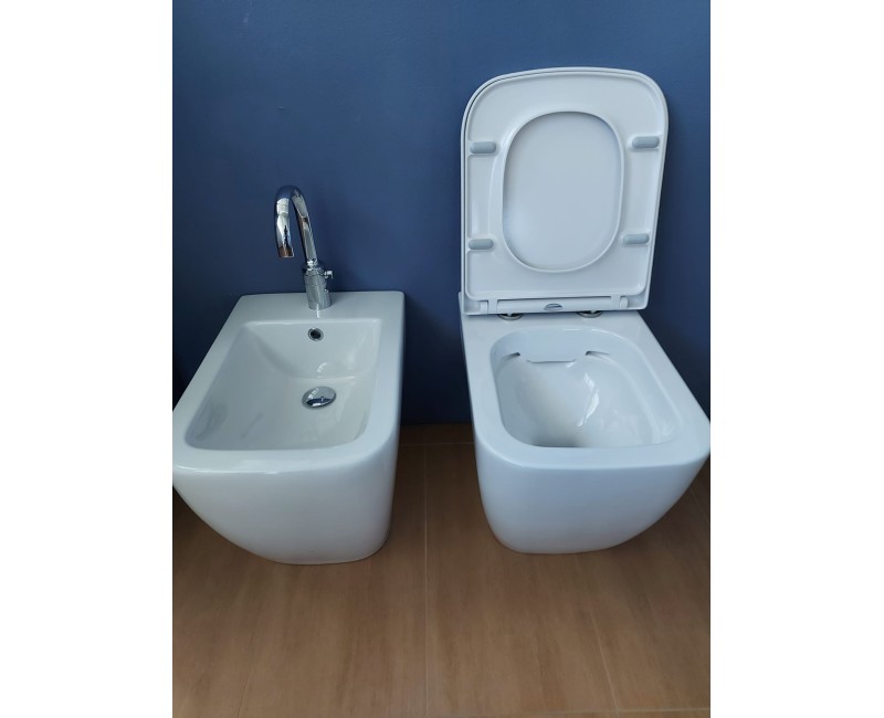 Piekaramais Tualetes pods Hatria BIANCA PURE RIM® Balts bez vāka Y3AK01
