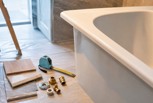 From €90 Tubs to €600 Install: Bathtub Costs for Latvian Buyers