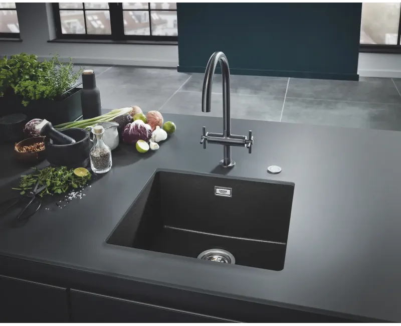 Virtuvės kriauklė Grohe K700, su išleidimu 46x41 cm, granito juoda, 31653AP0 NEW